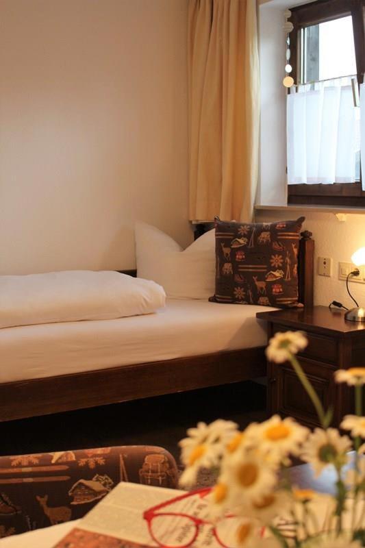 Gaestehaus Schmid Hotel โอเบอร์สเทาเฟิน ภายนอก รูปภาพ