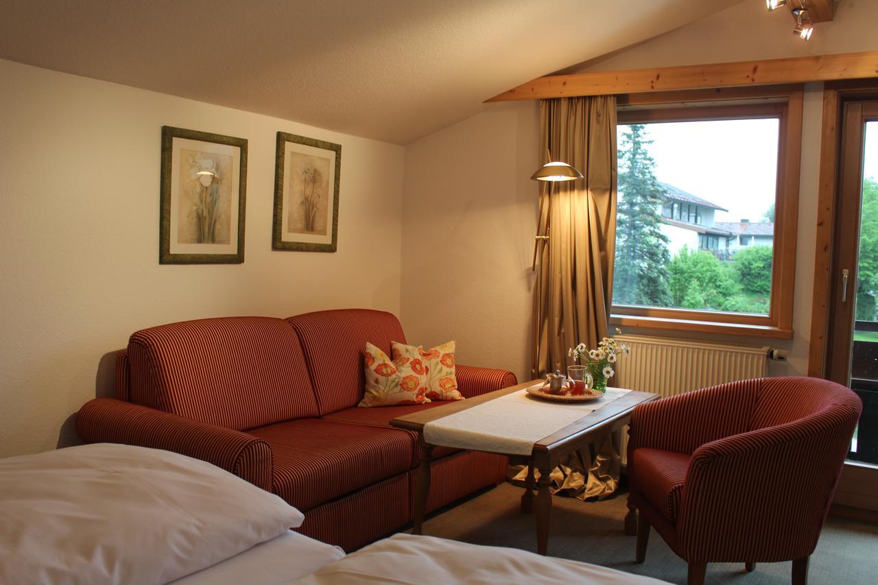 Gaestehaus Schmid Hotel โอเบอร์สเทาเฟิน ภายนอก รูปภาพ