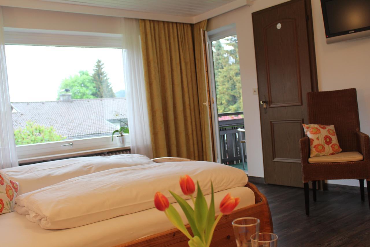 Gaestehaus Schmid Hotel โอเบอร์สเทาเฟิน ภายนอก รูปภาพ